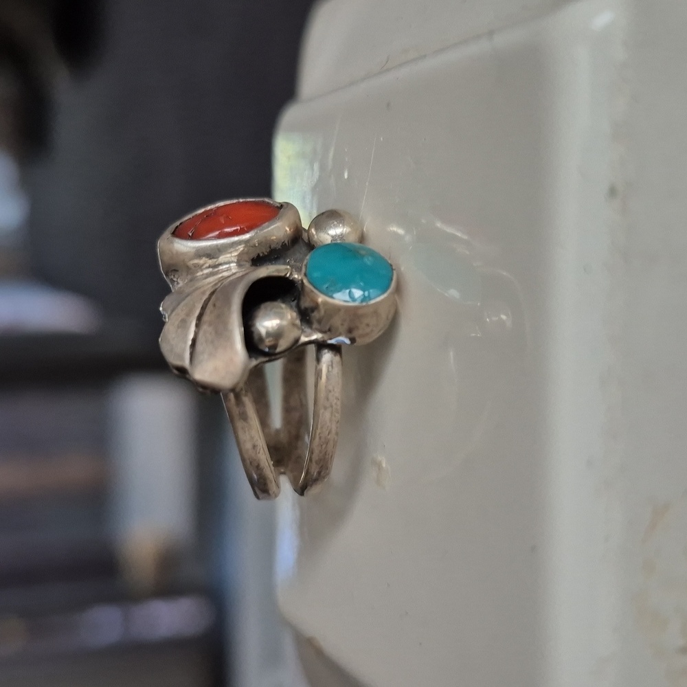 NAVAJO RING - Picture 2 of 7